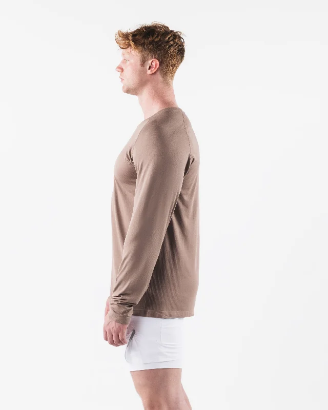 AA Airtech LS Tee - Creamy Beige