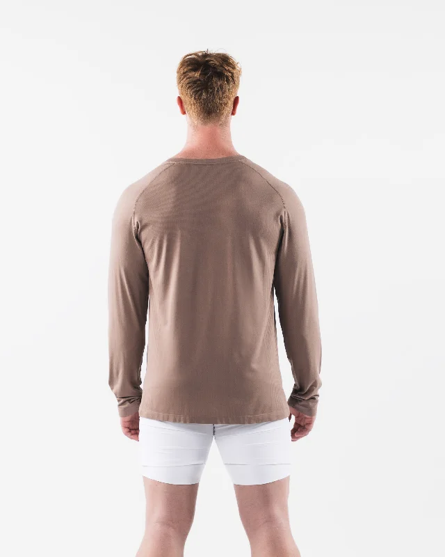 AA Airtech LS Tee - Creamy Beige