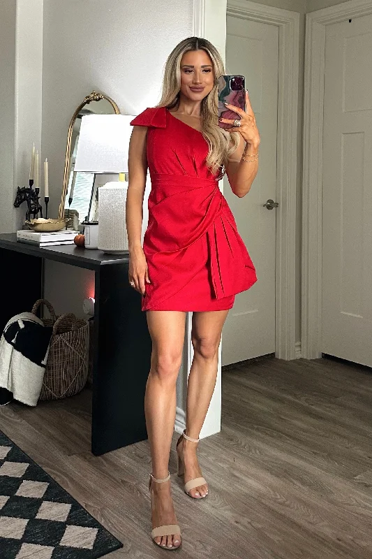 Holly Jolly One Shoulder Bow Dress: Red